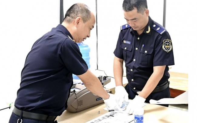 Hải quan diễn tập đấu tranh chống ma túy tại cảng biển Nghi Sơn