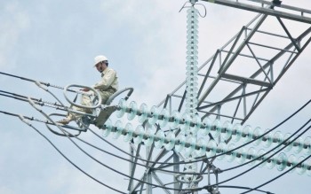 Nắng nóng cực đoan đẩy phụ tải điện liên tiếp lập kỷ lục