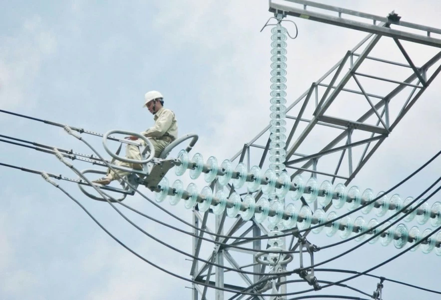 Nắng nóng cực đoan đẩy phụ tải điện liên tiếp lập kỷ lục