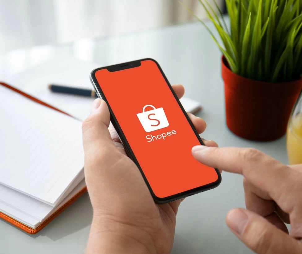 Shopee bị yêu cầu rà soát chính sách phí mới