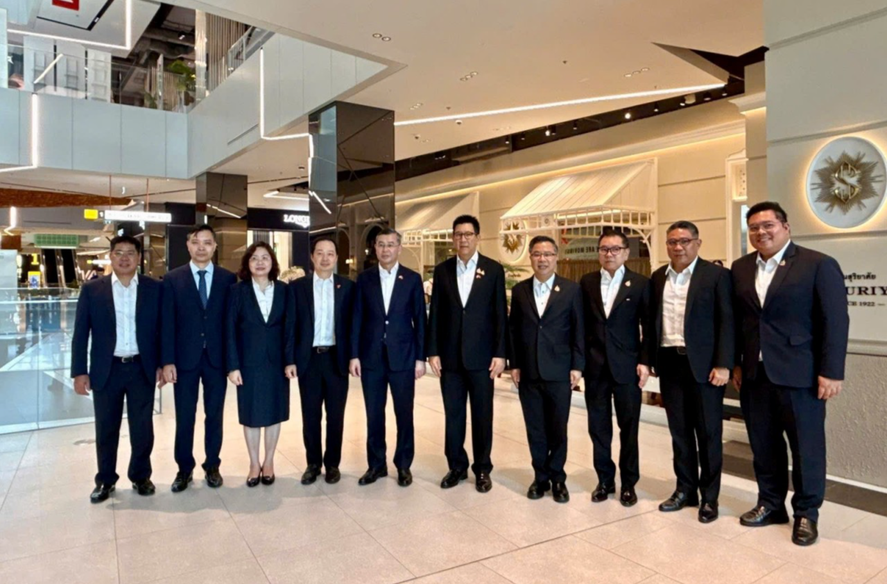 Bộ trưởng Ngô Văn Tuấn hội đàm với Phó Thủ tướng kiêm Bộ trưởng Tài chính Thái Lan Ekniti Nitithanprapas Bộ trưởng Ngô Văn Tuấn hội đàm với Phó Thủ tướng kiêm Bộ trưởng Tài chính Thái Lan Ekniti Nitithanprapas