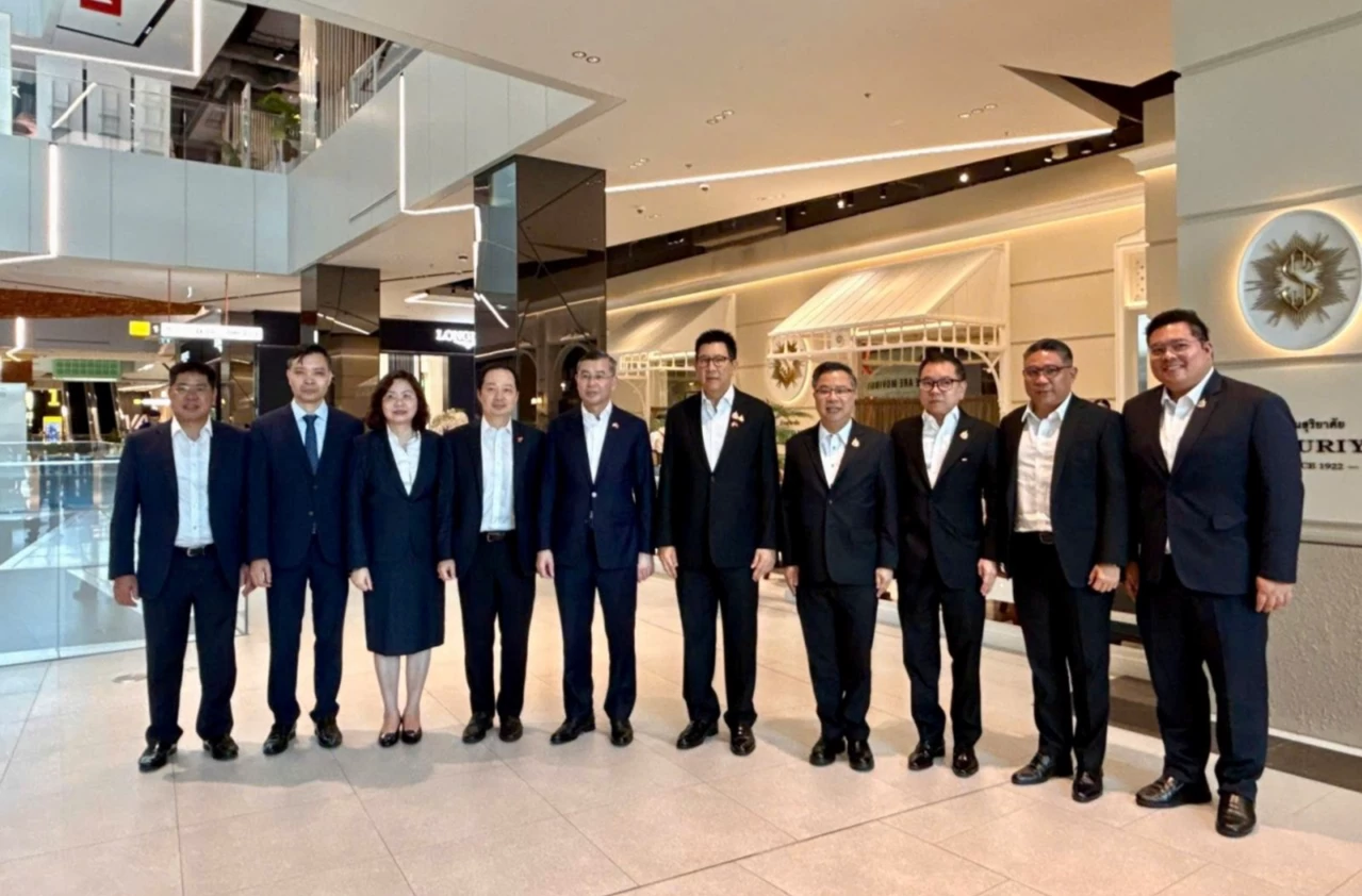 Bộ trưởng Ngô Văn Tuấn hội đàm với Phó Thủ tướng kiêm Bộ trưởng Tài chính Thái Lan Ekniti Nitithanprapas