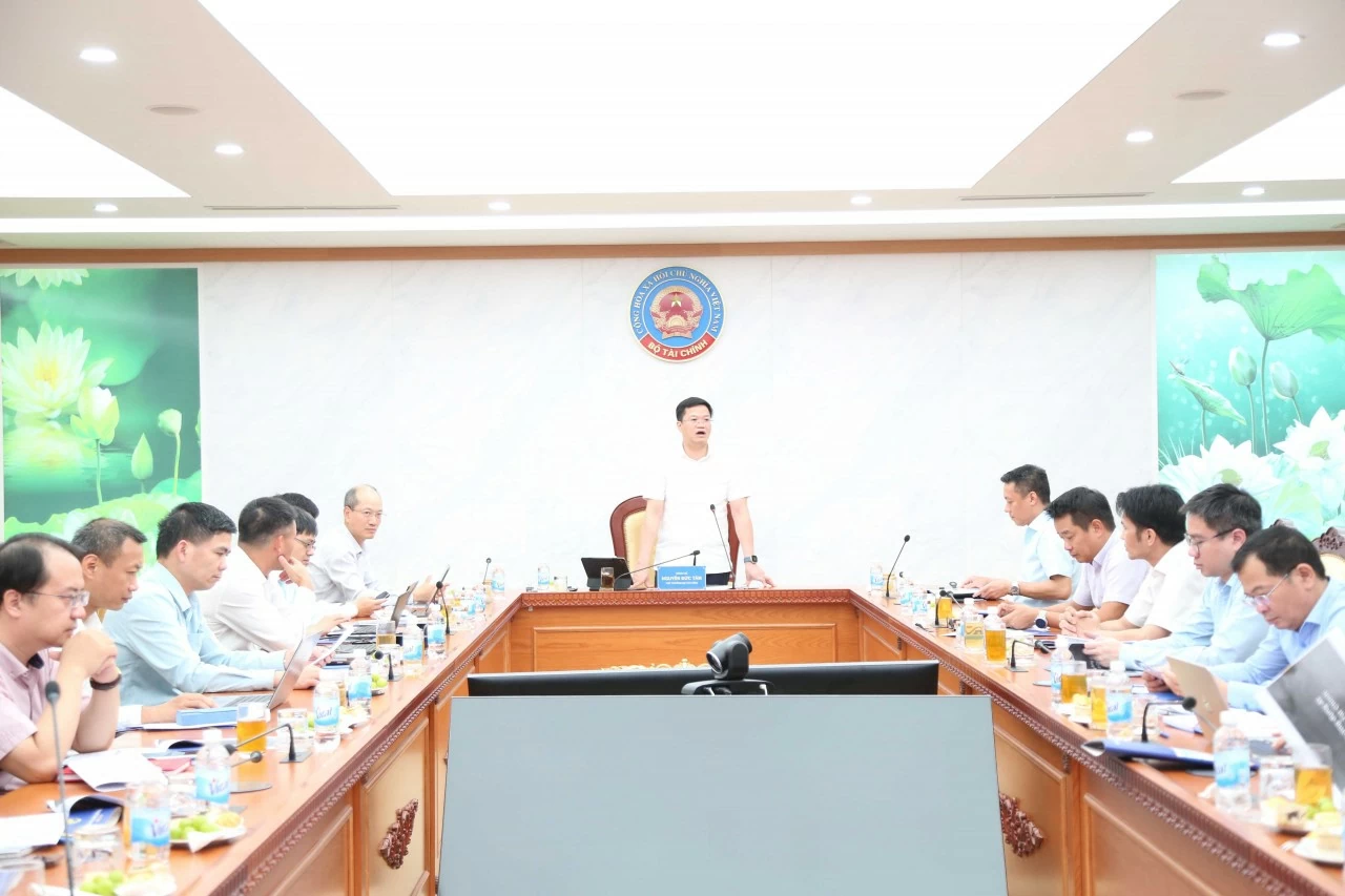 Thử nghiệm nền tảng AI dùng chung của ngành Tài chính Thử nghiệm nền tảng AI dùng chung của ngành Tài chính