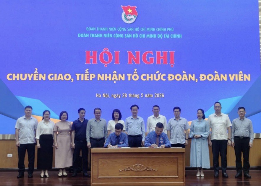 Tiếp nhận 22 tổ chức đoàn, tạo động lực mới cho công tác đoàn ngành Tài chính Tiếp nhận 22 tổ chức đoàn, tạo động lực mới cho công tác đoàn ngành Tài chính