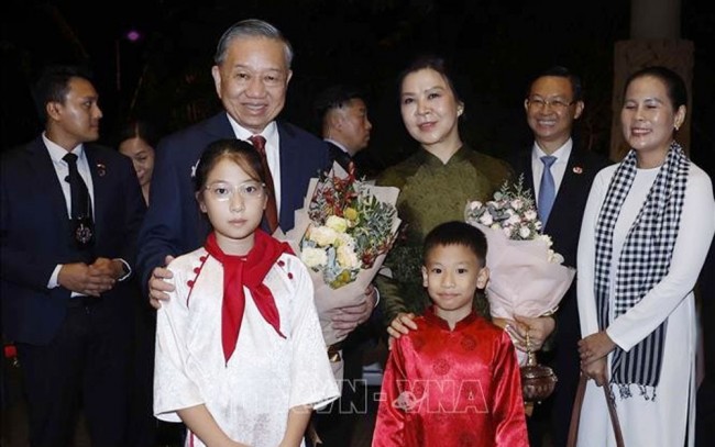 Tổng Bí thư, Chủ tịch nước Tô Lâm và Phu nhân bắt đầu thăm cấp Nhà nước Cộng hòa Singapore