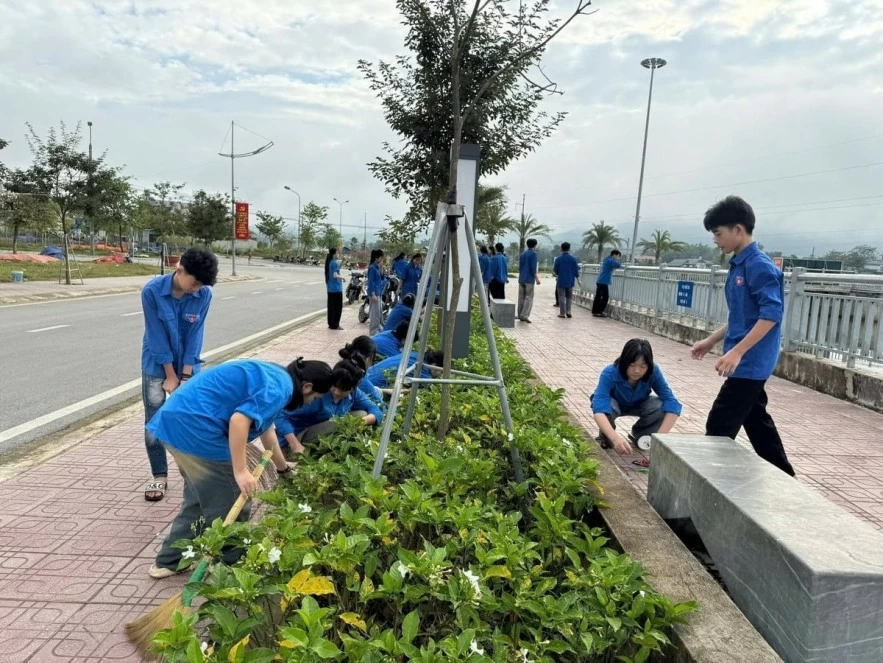 Tuổi trẻ Điện Biên triển khai nhiều hoạt động thiết thực bảo vệ môi trường xanh Tuổi trẻ Điện Biên triển khai nhiều hoạt động thiết thực bảo vệ môi trường xanh