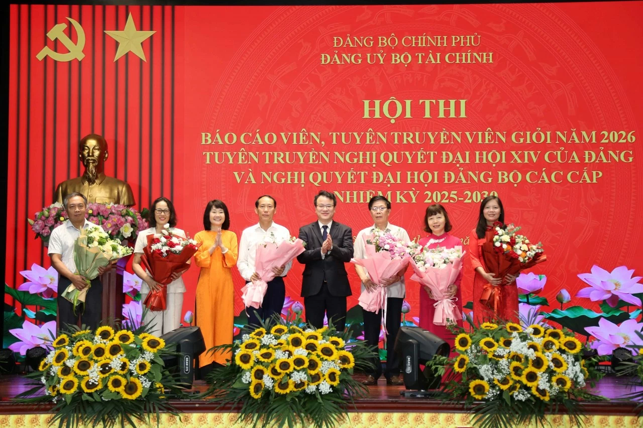Đảng ủy Bộ Tài chính tổ chức Hội thi báo cáo viên, tuyên truyền viên giỏi trong Đảng bộ Bộ Tài chính Đảng ủy Bộ Tài chính tổ chức Hội thi báo cáo viên, tuyên truyền viên giỏi trong Đảng bộ Bộ Tài chính