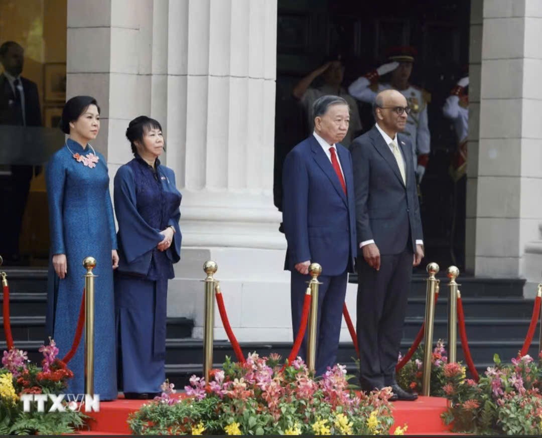 Lễ đón Tổng Bí thư, Chủ tịch nước Tô Lâm và Phu nhân thăm cấp Nhà nước tới Singapore Lễ đón Tổng Bí thư, Chủ tịch nước Tô Lâm và Phu nhân thăm cấp Nhà nước tới Singapore