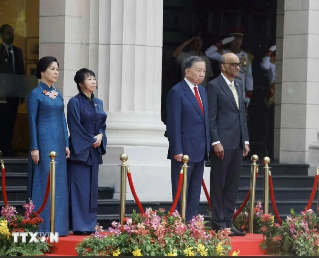 Lễ đón Tổng Bí thư, Chủ tịch nước Tô Lâm và Phu nhân thăm cấp Nhà nước tới Singapore Lễ đón Tổng Bí thư, Chủ tịch nước Tô Lâm và Phu nhân thăm cấp Nhà nước tới Singapore