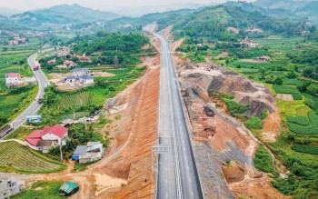 Quy hoạch lại mạng lưới đường bộ cho mục tiêu tăng trưởng “2 con số”