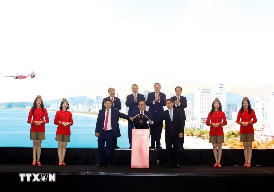 Tổng Bí thư, Chủ tịch nước Tô Lâm: Hợp tác công nghệ sẽ trở thành một trụ cột quan trọng trong quan hệ Việt Nam-Singapore Tổng Bí thư, Chủ tịch nước Tô Lâm: Hợp tác công nghệ sẽ trở thành một trụ cột quan trọng trong quan hệ Việt Nam-Singapore