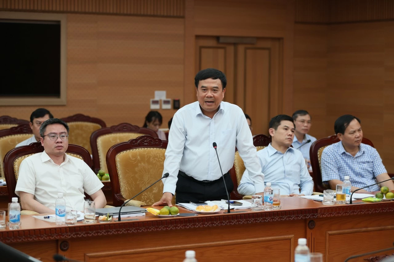 Bộ máy tinh gọn, hiệu quả, tạo nền tảng cho phát triển kinh tế - xã hội Bộ máy tinh gọn, hiệu quả, tạo nền tảng cho phát triển kinh tế - xã hội
