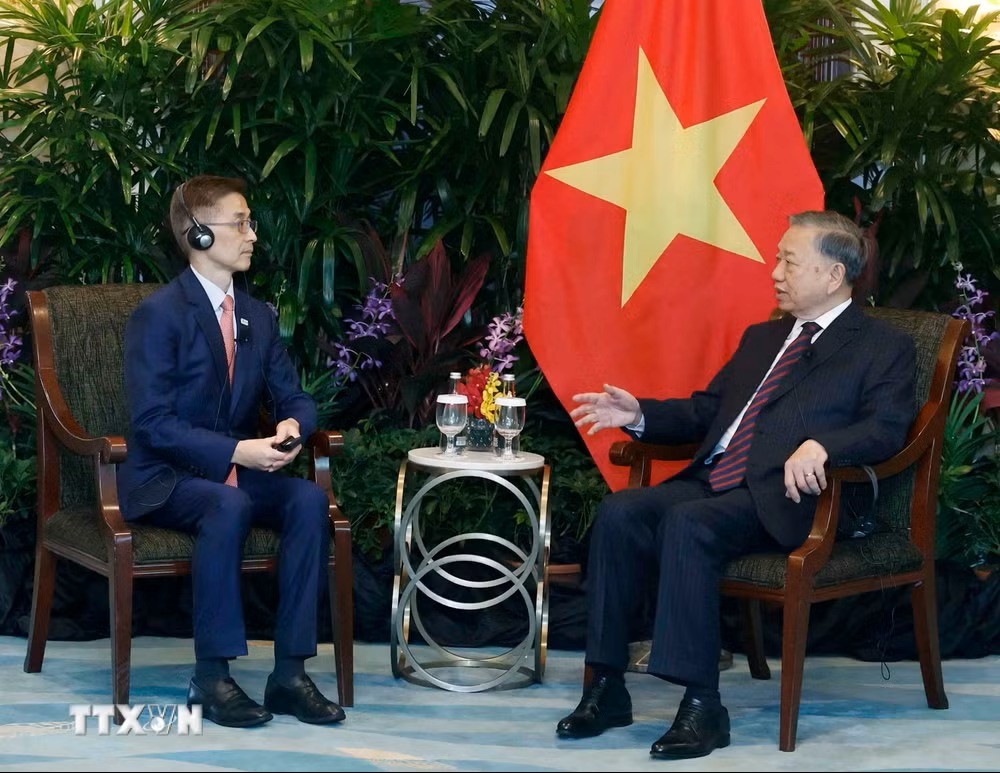 Tổng Bí thư, Chủ tịch nước Tô Lâm tiếp các doanh nghiệp lớn của Singapore