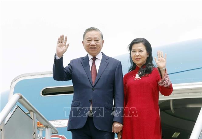 Tổng Bí thư, Chủ tịch nước Tô Lâm và Phu nhân đến thủ đô Manila thăm cấp Nhà nước Cộng hòa Philippines