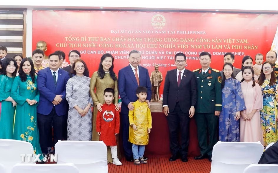 Kịp thời có các chính sách chăm lo cộng đồng người Việt Nam ở nước ngoài Kịp thời có các chính sách chăm lo cộng đồng người Việt Nam ở nước ngoài