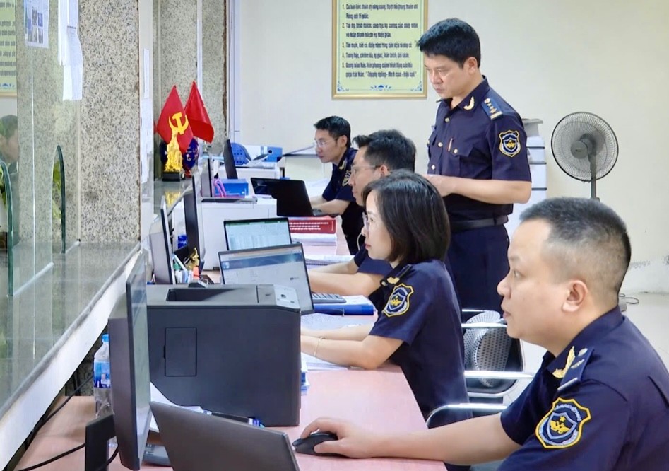 Hải quan khu vực X thu ngân sách vượt 10.000 tỷ đồng trong 5 tháng đầu năm