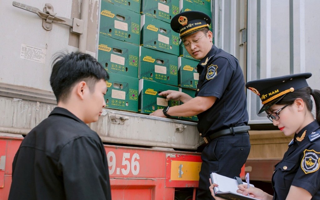 Kim ngạch xuất nhập khẩu qua Hải quan khu vực XIV vượt 2,7 tỷ USD sau gần 5 tháng