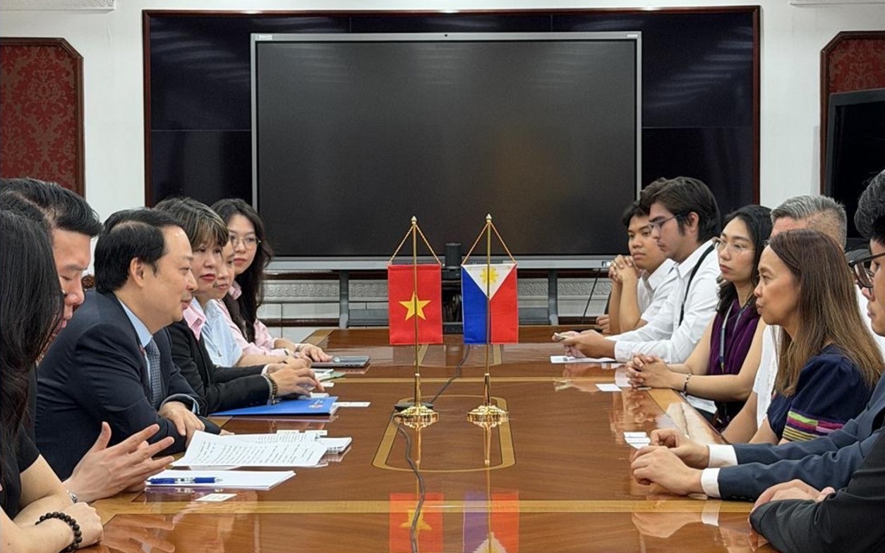 Việt Nam khảo sát kinh nghiệm về phát hành trái phiếu quốc tế của Philippines