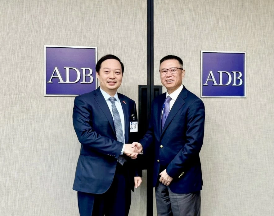 Bộ Tài chính Việt Nam thúc đẩy hợp tác với ADB trong giai đoạn phát triển mới Bộ Tài chính Việt Nam thúc đẩy hợp tác với ADB trong giai đoạn phát triển mới
