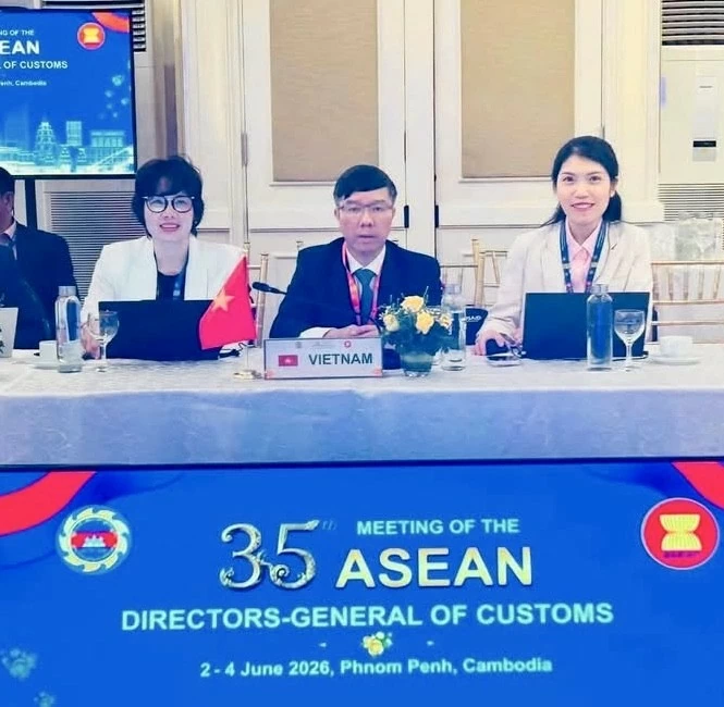 Hải quan Việt Nam tham dự Hội nghị Tổng Cục trưởng Hải quan ASEAN lần thứ 35 Hải quan Việt Nam tham dự Hội nghị Tổng cục trưởng Hải quan ASEAN lần thứ 35