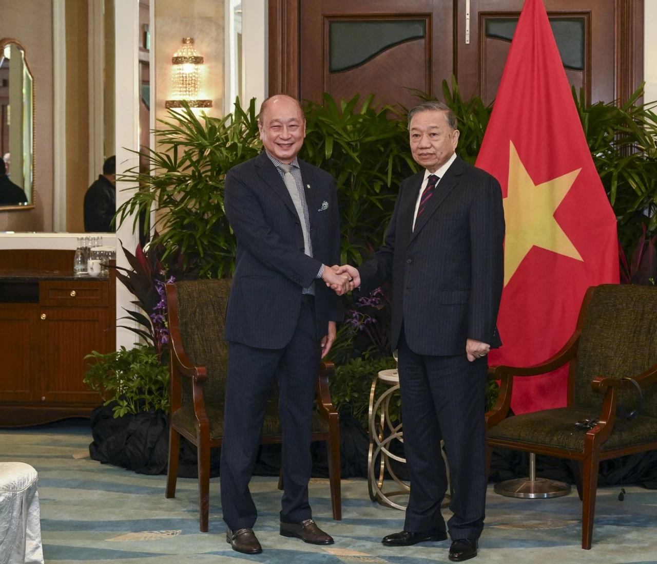 UOB đẩy mạnh kết nối dòng vốn quốc tế, nghiên cứu tham gia Trung tâm tài chính quốc tế tại Việt Nam UOB đẩy mạnh kết nối dòng vốn quốc tế, nghiên cứu tham gia Trung tâm tài chính quốc tế tại Việt Nam