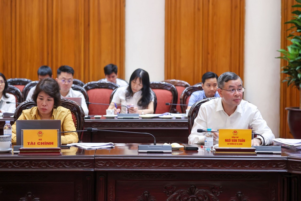 Thủ tướng: Tạo cơ chế đột phá để phát triển Trung tâm tài chính quốc tế Thủ tướng: Tạo cơ chế đột phá để phát triển Trung tâm tài chính quốc tế