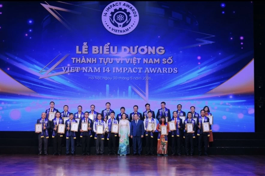 Bứt phá từ nền tảng sản xuất: PVFCCo lập Bứt phá từ nền tảng sản xuất: PVFCCo lập