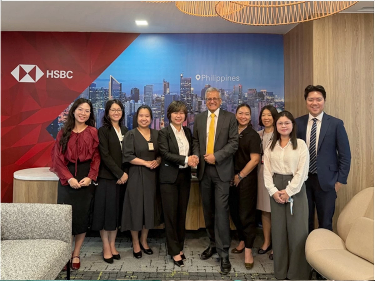 Bộ Tài chính Việt Nam trao đổi với các định chế tài chính quốc tế tại Philippines về tư vấn phát hành, hoán đổi công cụ nợ