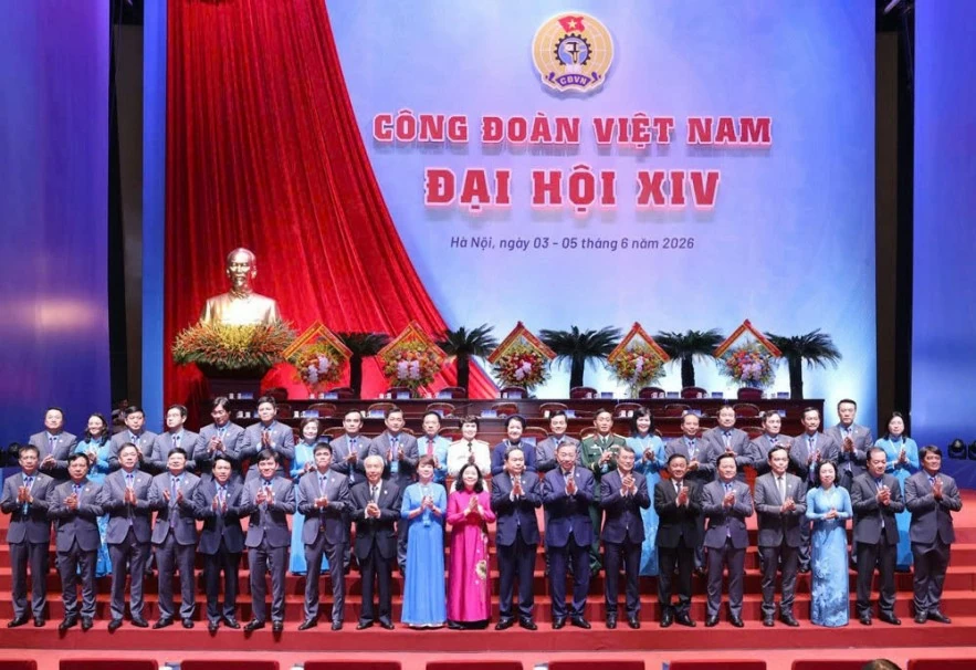 Đại hội Công đoàn Việt Nam lần thứ XIV: Đổi mới thực chất, lấy người lao động làm trung tâm Đại hội Công đoàn Việt Nam lần thứ XIV: Đổi mới thực chất, lấy người lao động làm trung tâm