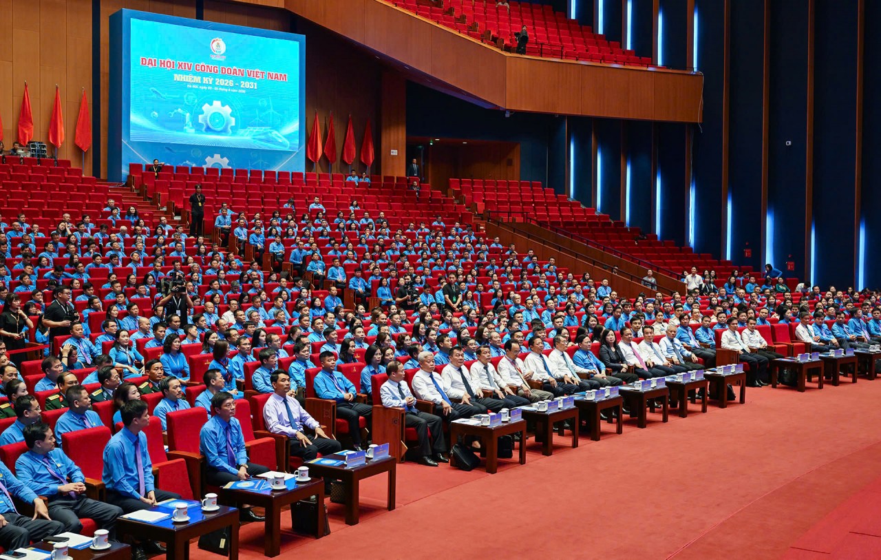 Thủ tướng Lê Minh Hưng: Chính phủ cam kết tiếp tục đồng hành cùng tổ chức Công đoàn, cộng đồng doanh nghiệp và người lao động