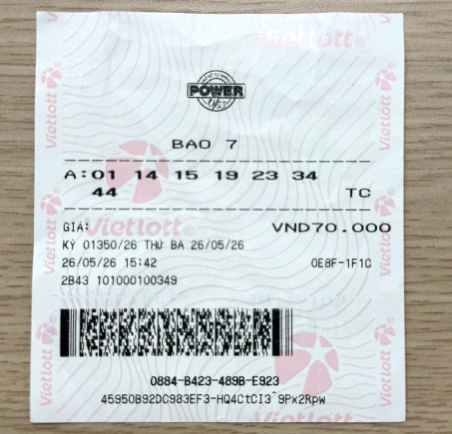 Ước mơ được trúng Vietlott để không đeo mặt nạ, người đàn ông tại TP.HCM công khai danh tính nhận giải Jackpot 1 xổ số tự chọn Power 6/55 hơn 83 tỷ đồng Ước mơ được trúng Vietlott để không đeo mặt nạ, người đàn ông tại TP.HCM công khai danh tính nhận giải Jackpot 1 xổ số tự chọn Power 6/55 hơn 83 tỷ đồng