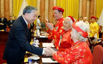 Tổng Bí thư, Chủ tịch nước Tô Lâm: Khơi dậy tinh thần "Tuổi cao - Gương sáng" trong giai đoạn phát triển mới