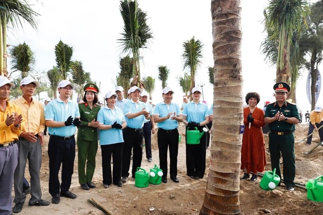 Phát động phong trào toàn dân bảo vệ môi trường: Biến cam kết xanh thành hành động thường nhật