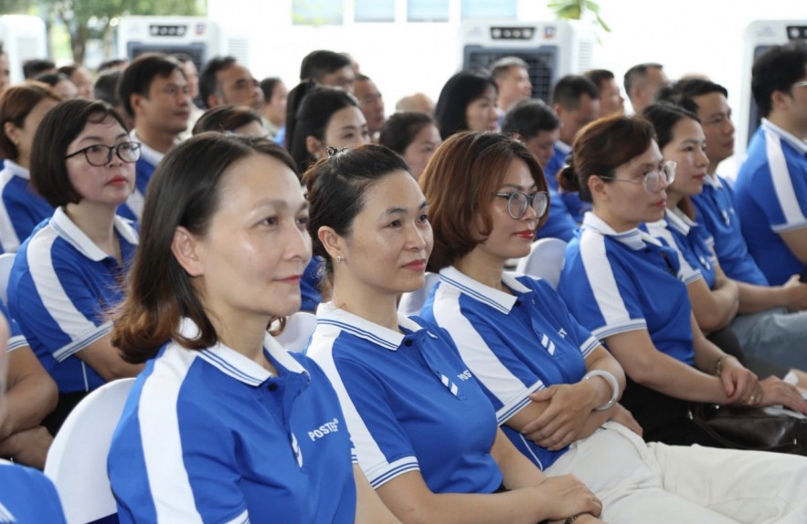 Nâng cao năng suất lao động gắn với cải thiện thu nhập Nâng cao năng suất lao động gắn với cải thiện thu nhập