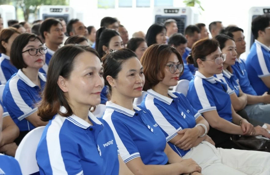Nâng cao năng suất lao động gắn với cải thiện thu nhập Nâng cao năng suất lao động gắn với cải thiện thu nhập