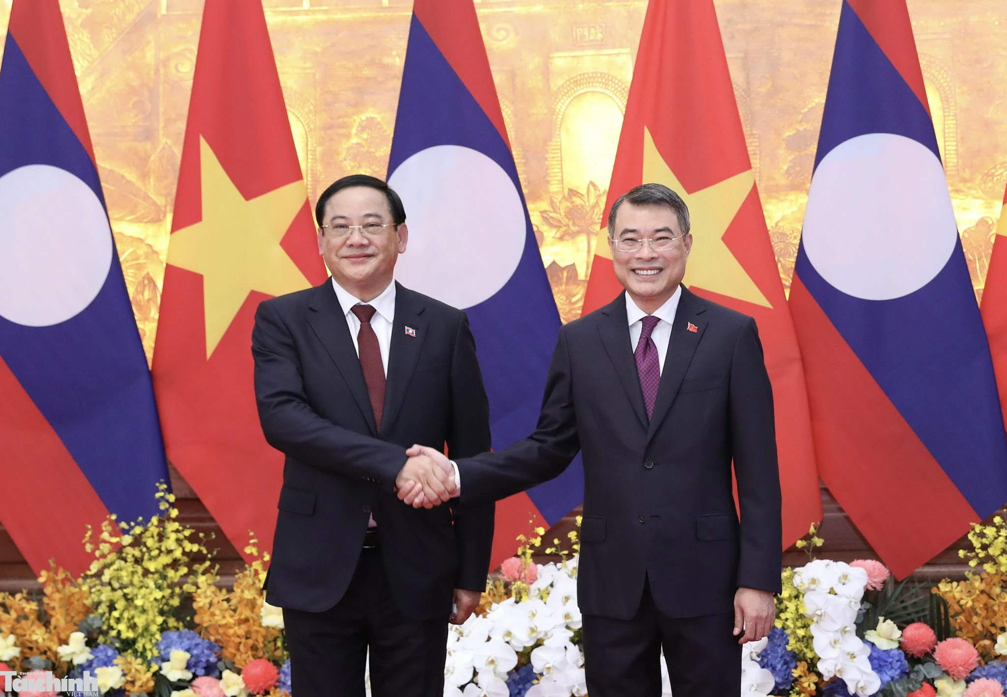Thủ tướng Lê Minh Hưng chủ trì lễ đón Thủ tướng Lào Sonexay Siphandone Thủ tướng Lê Minh Hưng chủ trì lễ đón Thủ tướng Lào Sonexay Siphandone