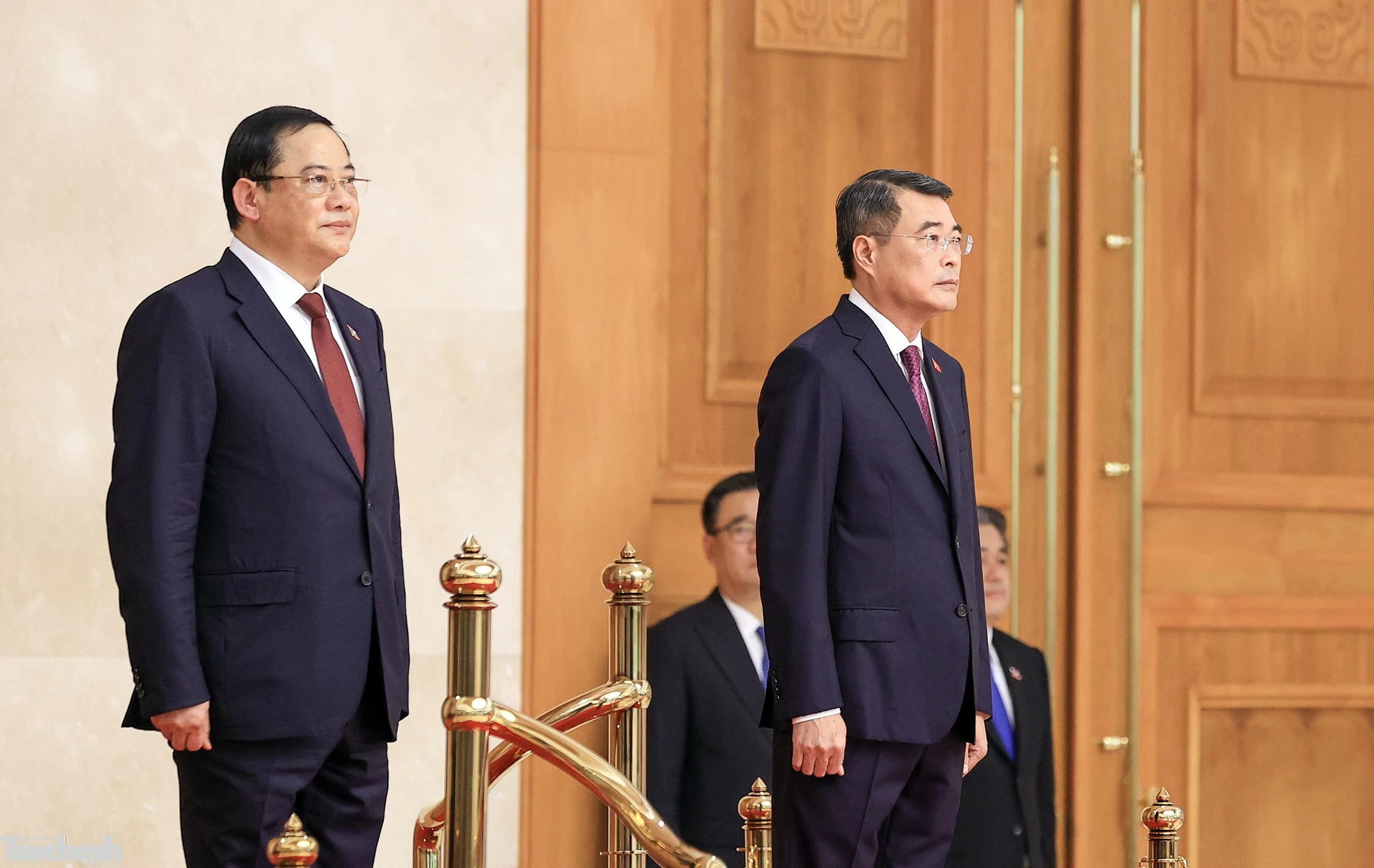 Thủ tướng Lê Minh Hưng chủ trì lễ đón Thủ tướng Lào Sonexay Siphandone Thủ tướng Lê Minh Hưng chủ trì lễ đón Thủ tướng Lào Sonexay Siphandone