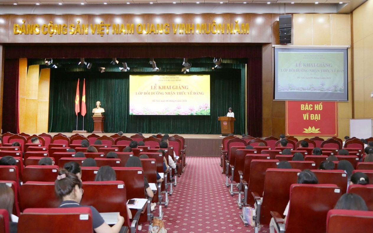 Đảng ủy Bộ Tài chính khai giảng Lớp bồi dưỡng nhận thức về Đảng cho quần chúng 245 ưu tú
