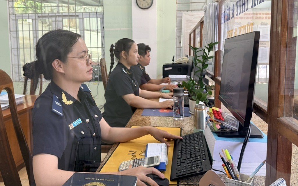 Nhóm hàng năng lượng thúc đẩy tăng trưởng kim ngạch qua Hải quan Vân Phong
