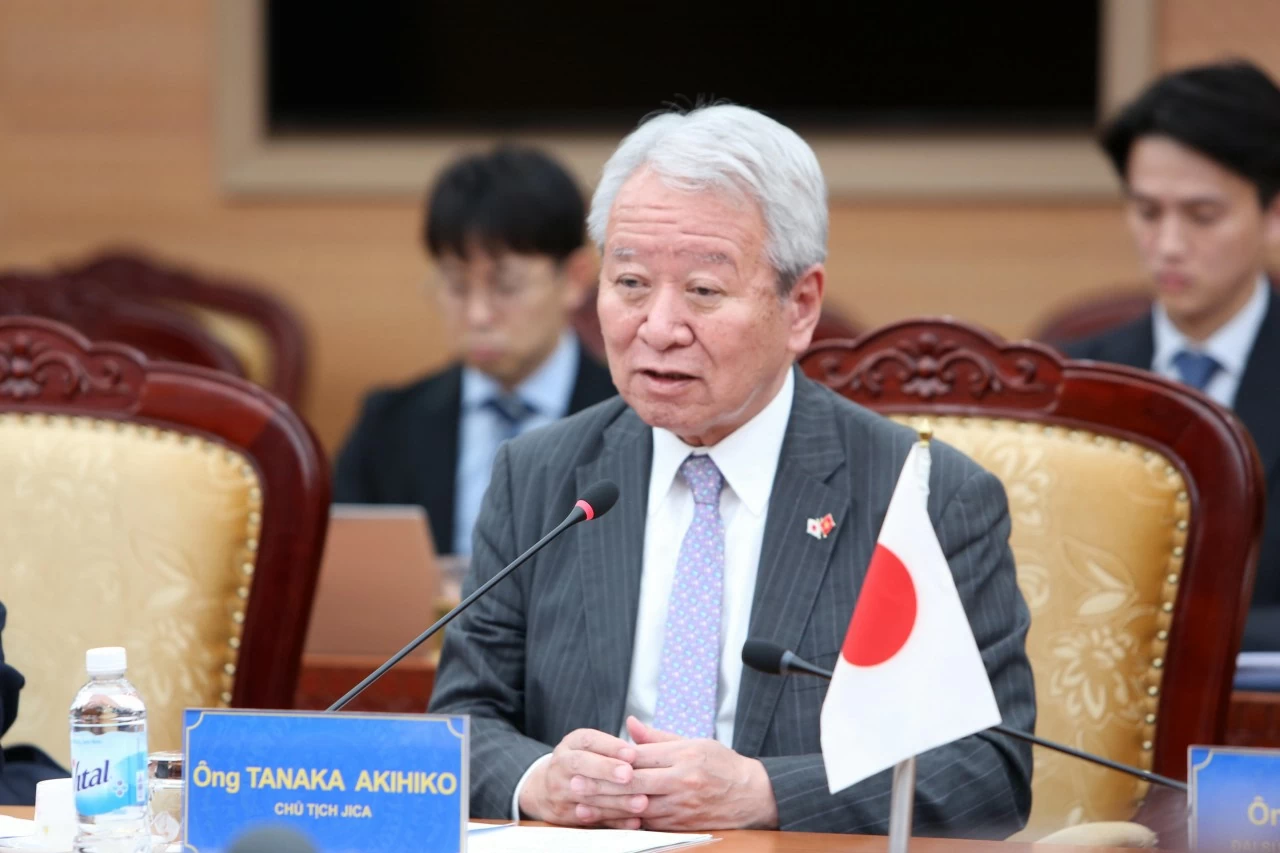 Bộ trưởng Bộ Tài chính Ngô Văn Tuấn tiếp Chủ tịch JICA Tanaka Akihiko