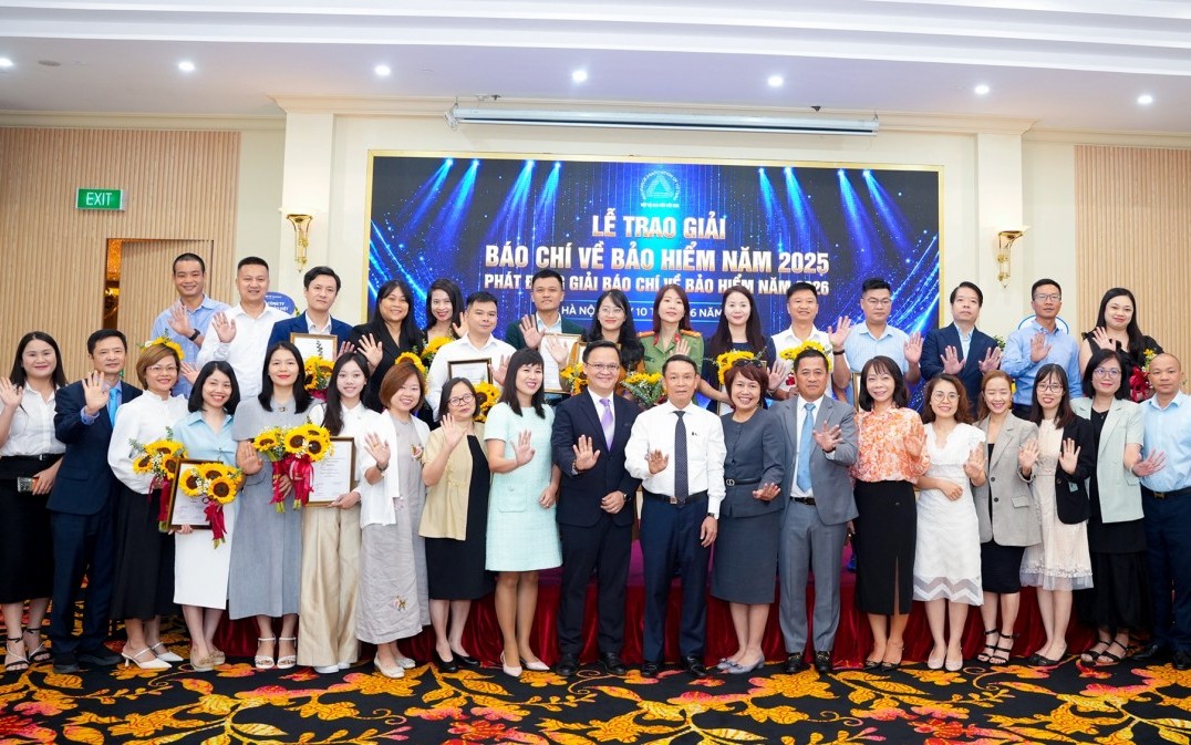 Giải Báo chí về Bảo hiểm năm 2025 trao 23 giải thưởng cho các tác phẩm xuất sắc