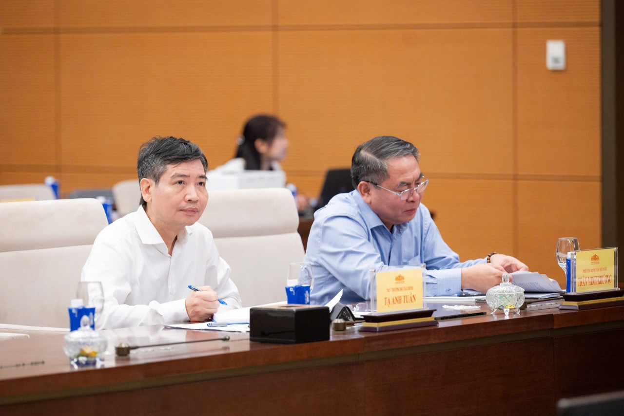 Giám sát toàn diện việc quản lý, sử dụng trụ sở công sau sắp xếp Giám sát toàn diện việc quản lý, sử dụng trụ sở công sau sắp xếp