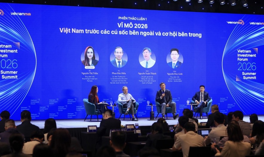 Áp lực tỷ giá và bài toán hấp thụ vốn của nền kinh tế Áp lực tỷ giá và bài toán hấp thụ vốn của nền kinh tế