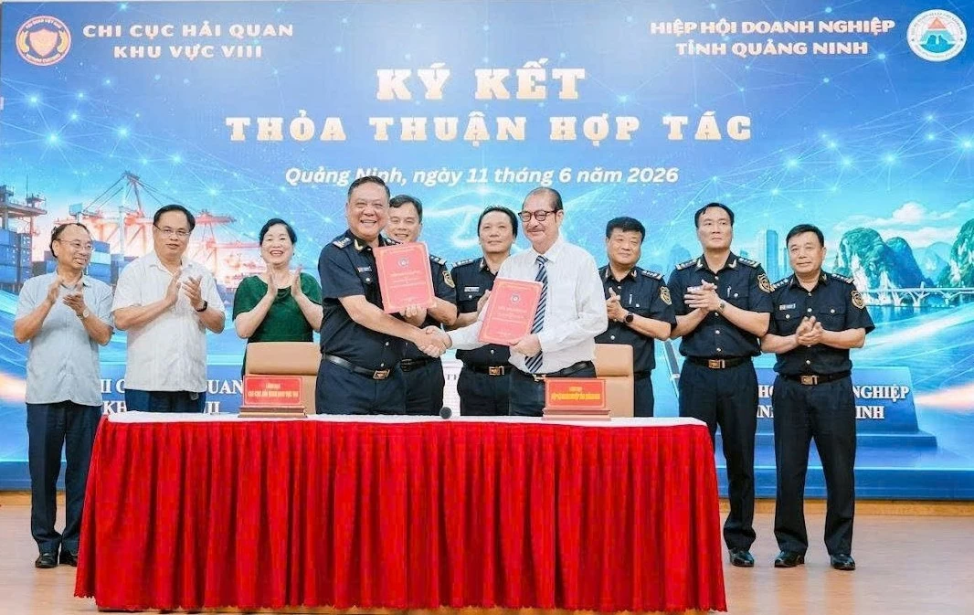 Hải quan khu vực VIII đẩy mạnh hợp tác với TKV và cộng đồng doanh nghiệp Quảng Ninh Hải quan khu vực VIII đẩy mạnh hợp tác với TKV và cộng đồng doanh nghiệp Quảng Ninh