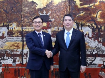 Thứ trưởng Cao Anh Tuấn tiếp Đại sứ Hàn Quốc tại Việt Nam Choi Young-sam