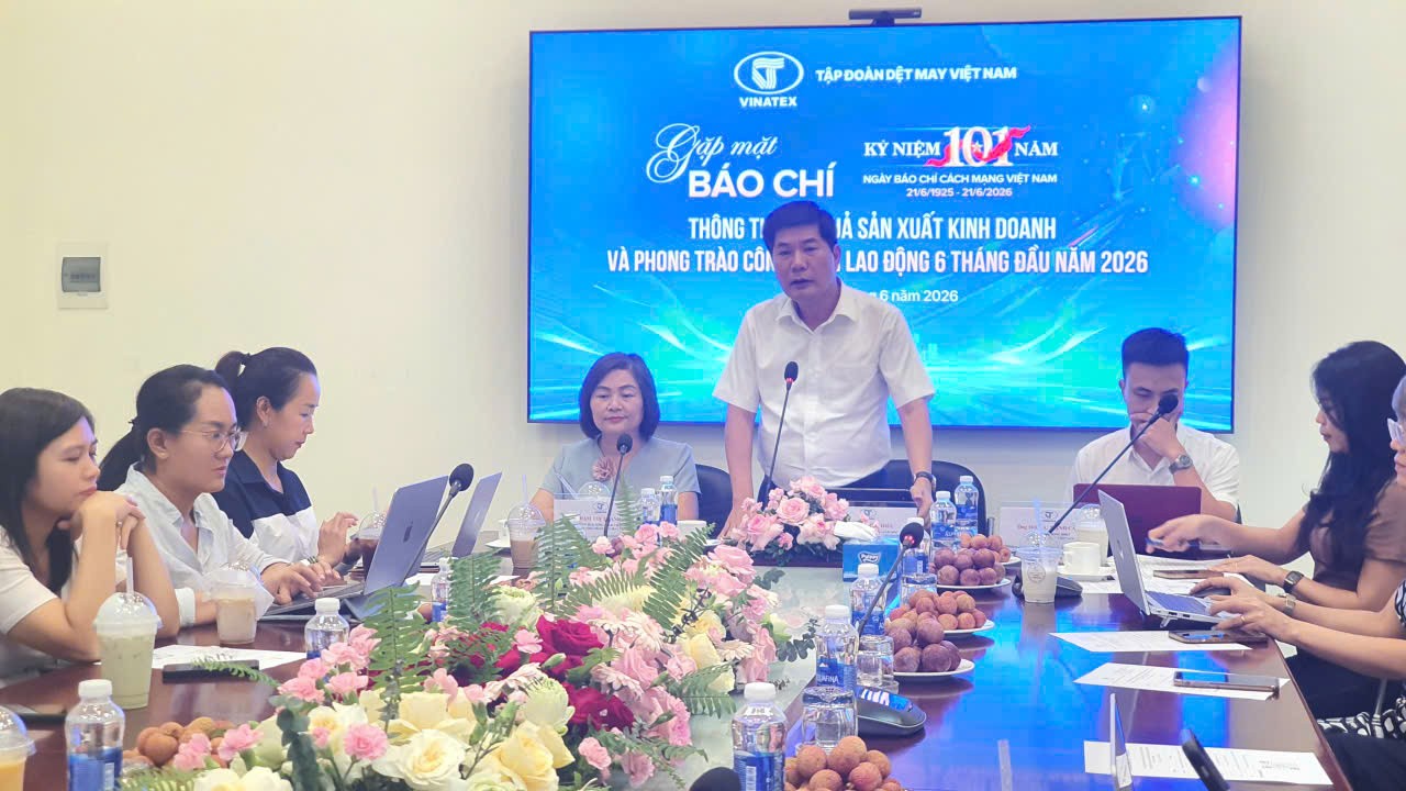 Vinatex tăng trưởng giữa áp lực thuế quan toàn cầu