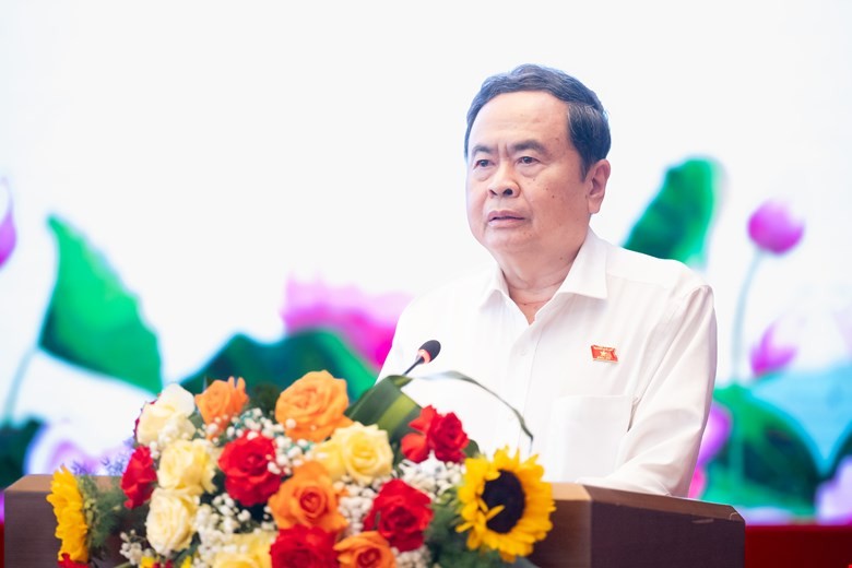 Chủ tịch Quốc hội và Thủ tướng Chính phủ gặp mặt Lãnh đạo các cơ quan báo chí Chủ tịch Quốc hội và Thủ tướng Chính phủ gặp mặt Lãnh đạo các cơ quan báo chí