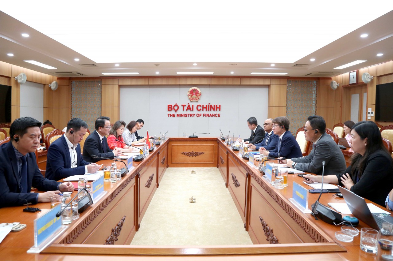 Việt Nam mong muốn mở rộng hợp tác với ADB trong các dự án hạ tầng quy mô lớn Việt Nam mong muốn mở rộng hợp tác với ADB trong các dự án hạ tầng quy mô lớn