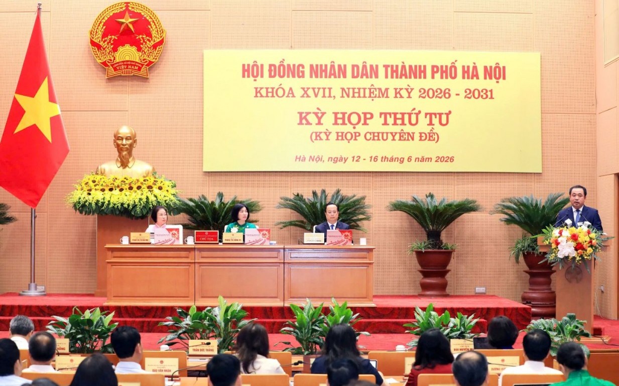 Thông qua 54 nghị quyết, Hà Nội thúc chính sách vào cuộc sống