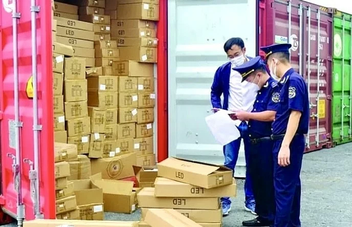 Tạo bước chuyển quản lý hải quan đối với hàng hóa chuyển phát nhanh quốc tế Tạo bước chuyển quản lý hải quan đối với hàng hóa chuyển phát nhanh quốc tế